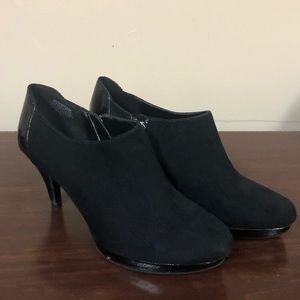 Bandolino black heeled boots